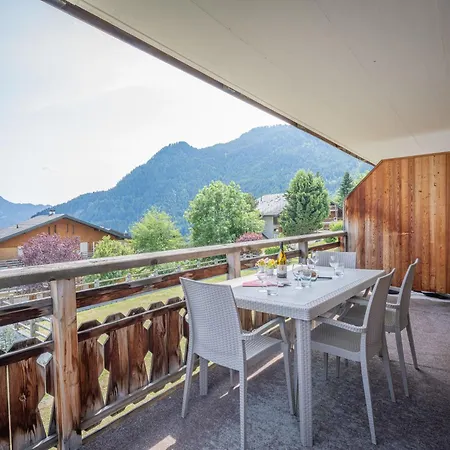 Seya 19 By Interhome オヴロナ